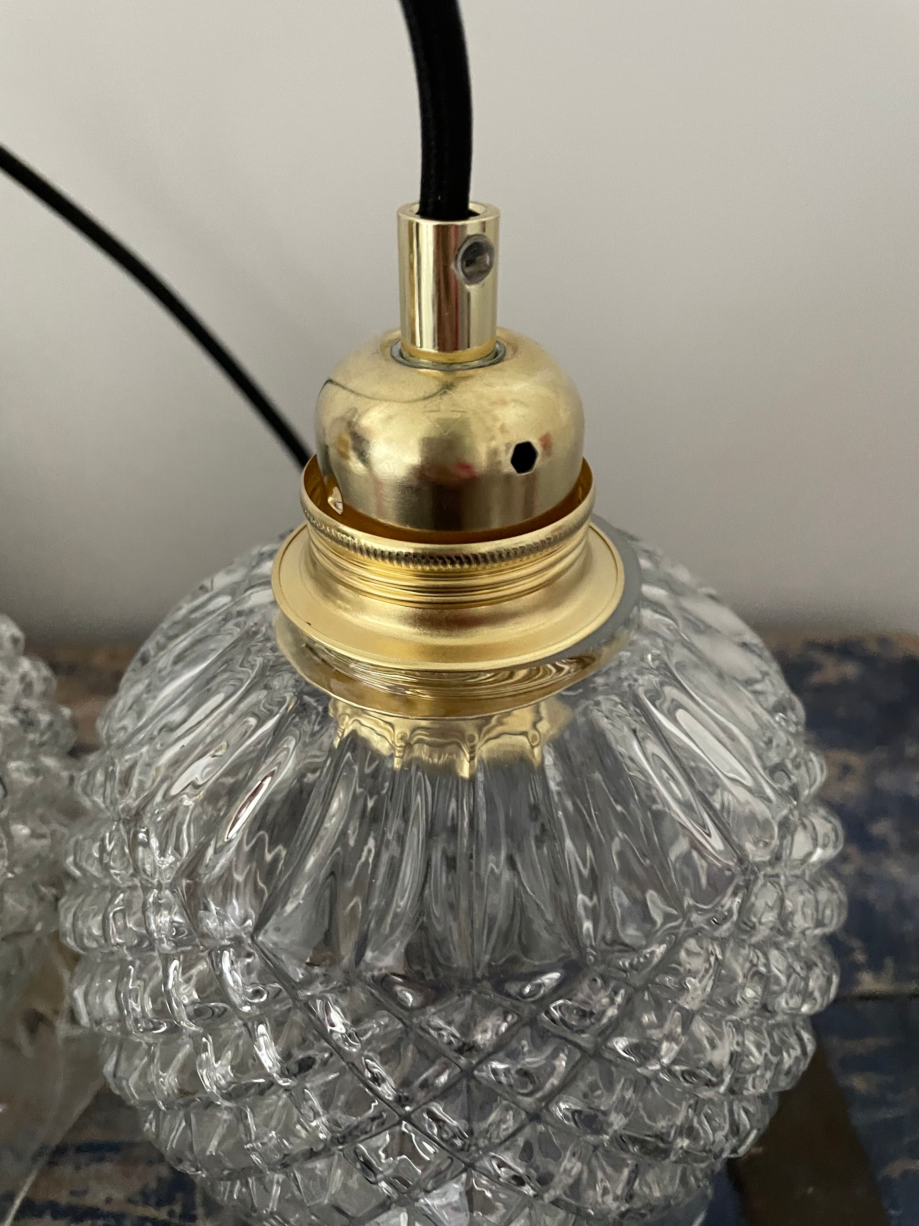 Set of three new electrified chiseled glass suspensions