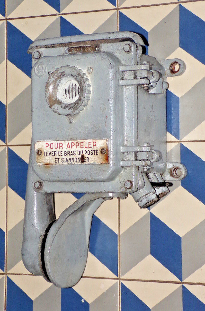 Sncf track phone