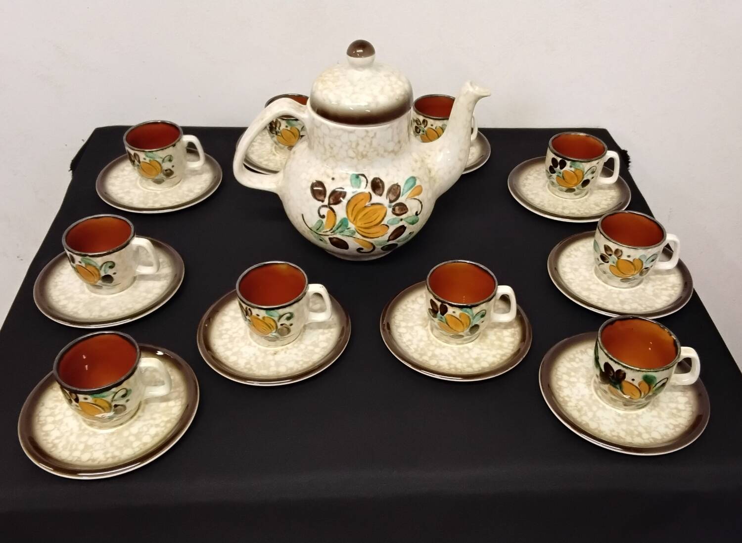 Crockery set model Corfu signed BOCH La Louvière.