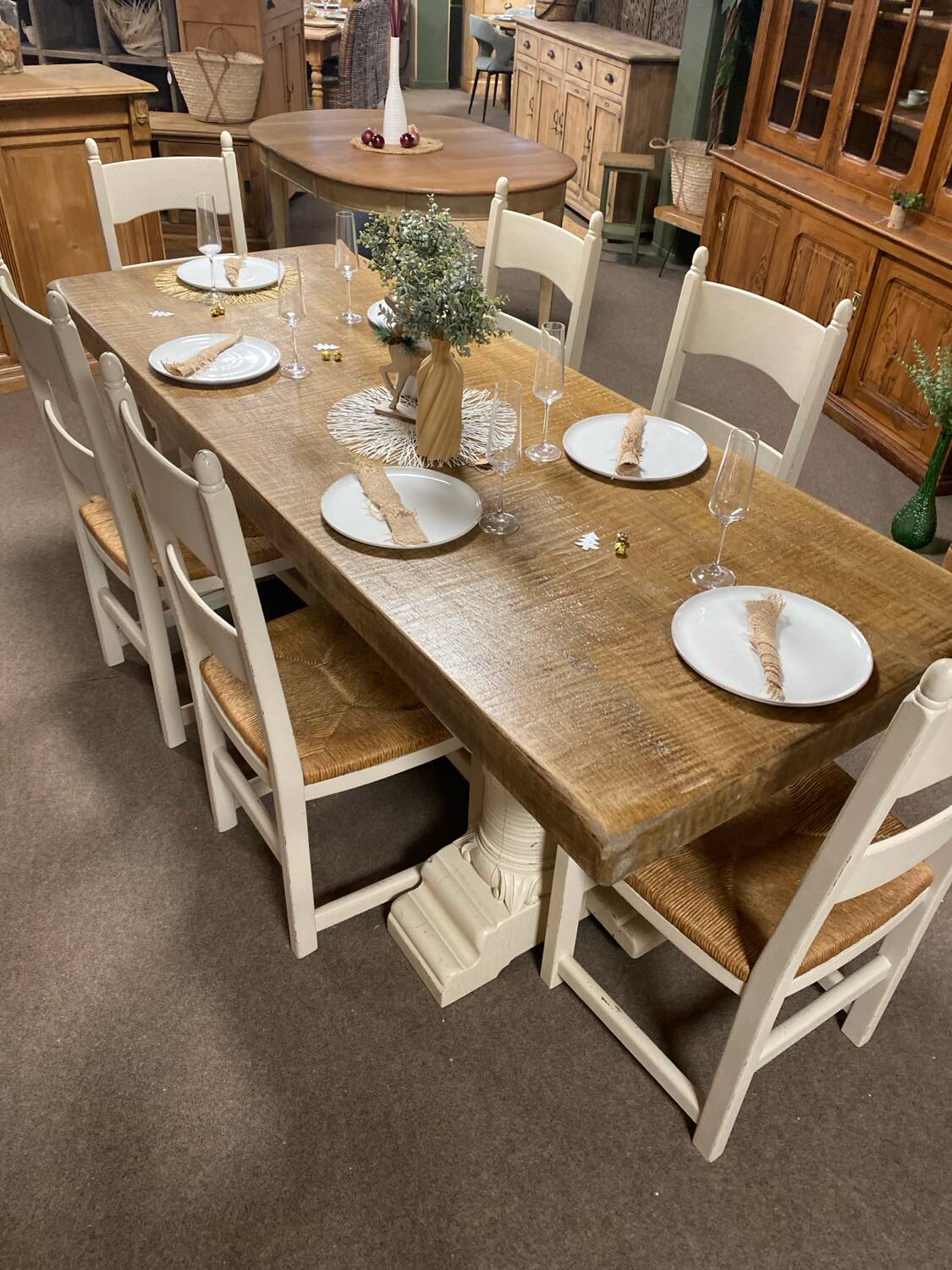 Farmhouse table, table
