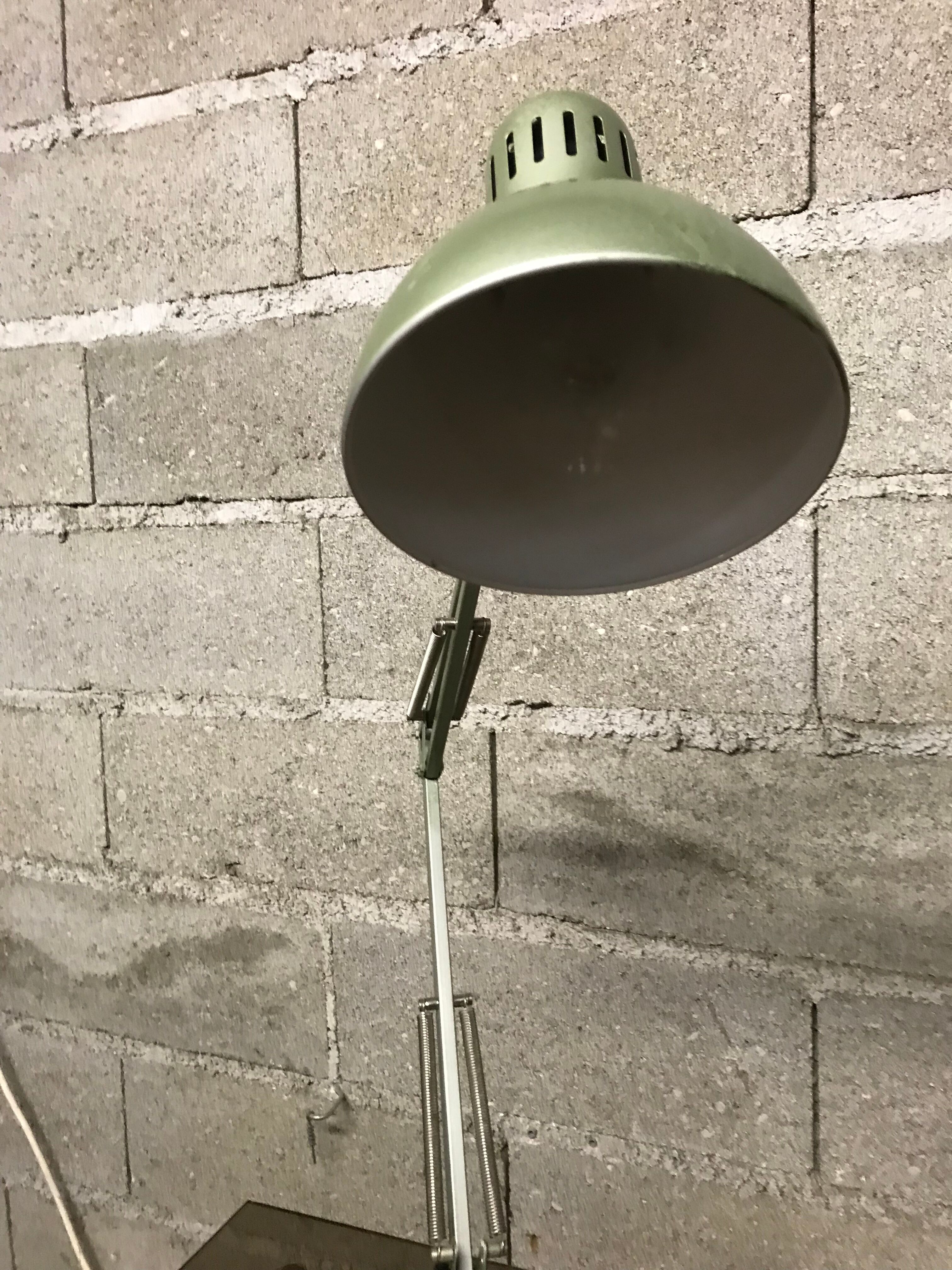 Vintage articulated architect lamp design 60/70