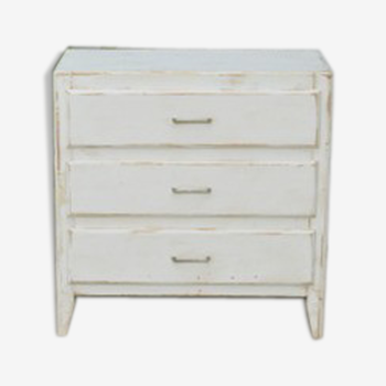 Small chest of drawers patinated in white
