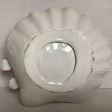 Scallop shell dove emptier