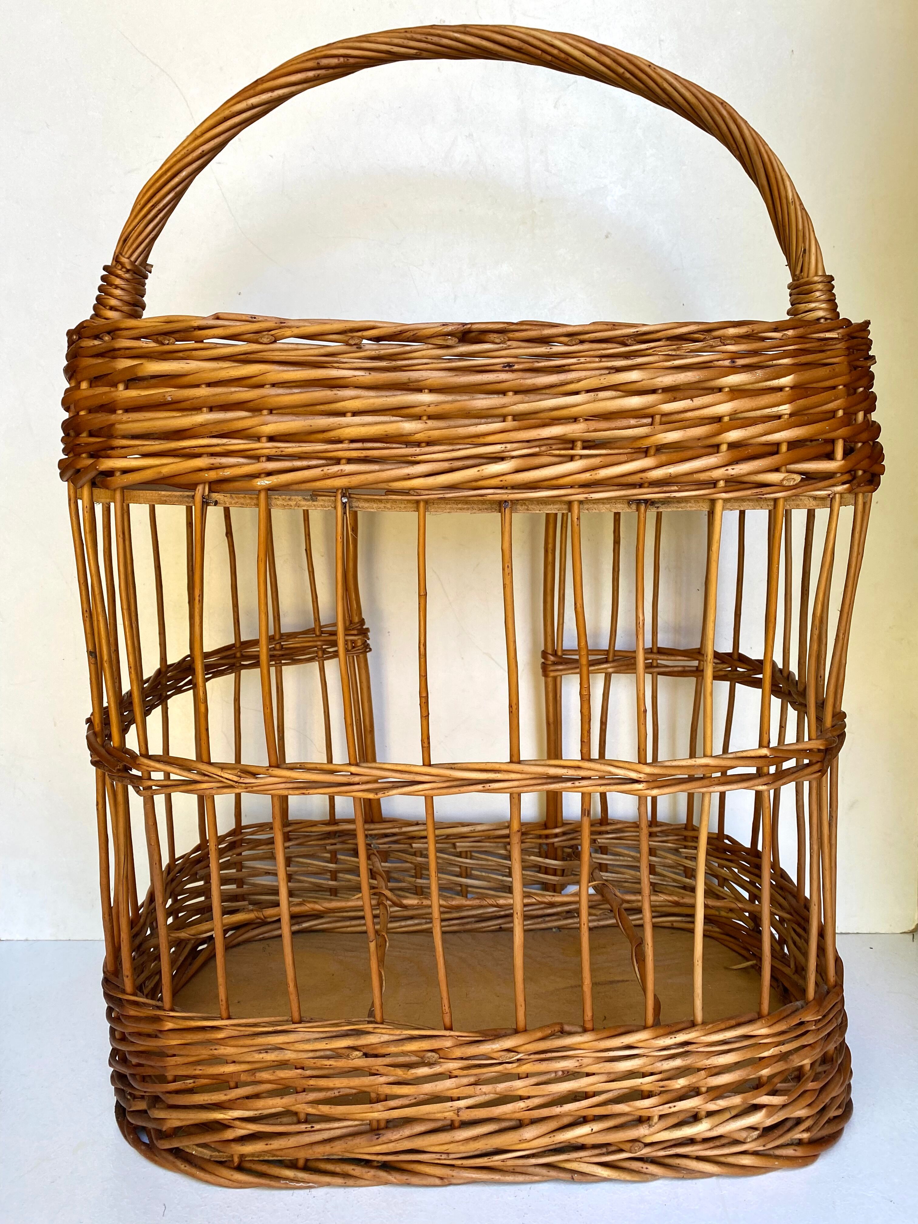 Bottle holder servant vintage nomadic bar