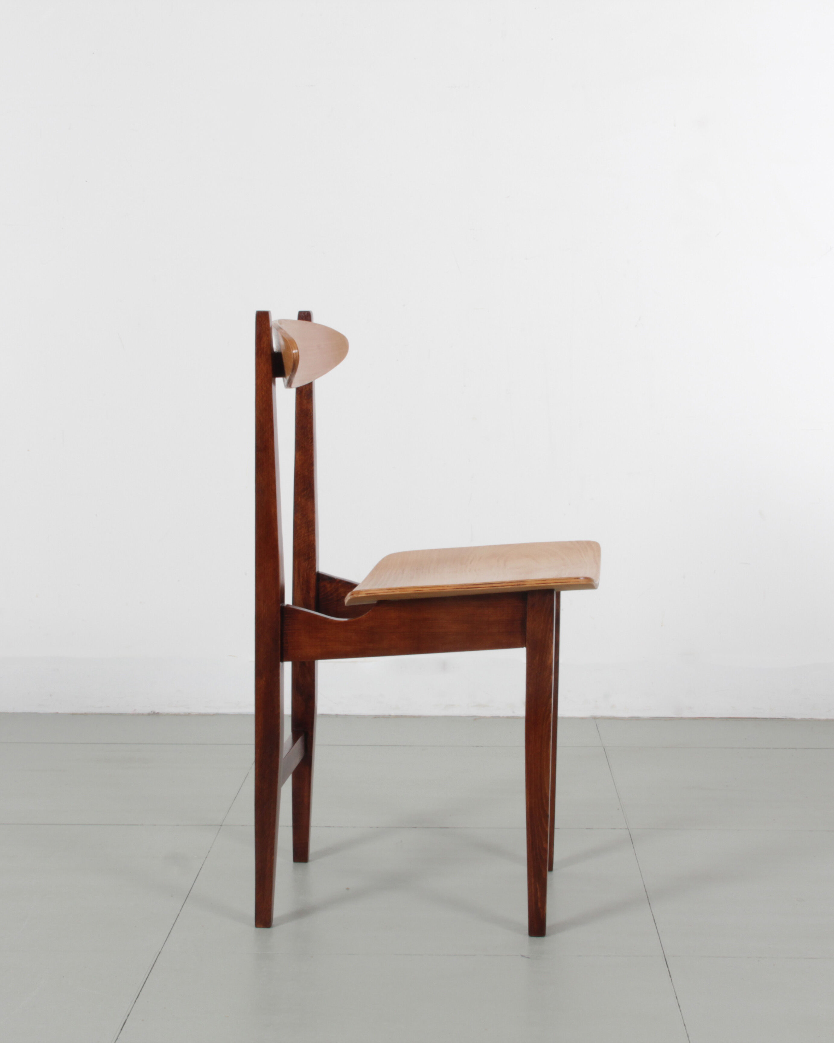 Pair of chairs model 200-102 by Maria Chomentowska