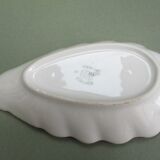 Plat en porcelaine à feu blanche - Charles Pillivuyt coquille