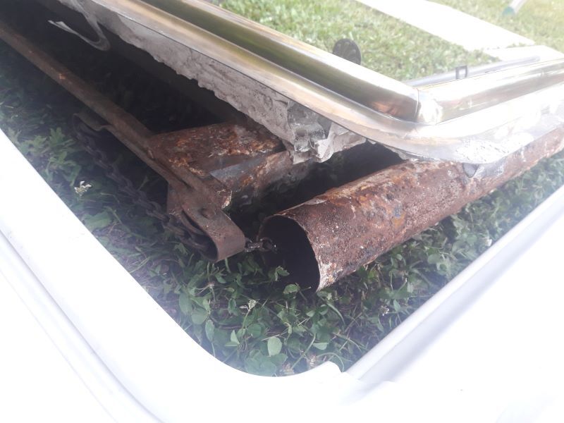 Fireplace XIX ° marble louis XV style with narrowed and floor slabs