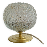 Table lamp with vintage globe