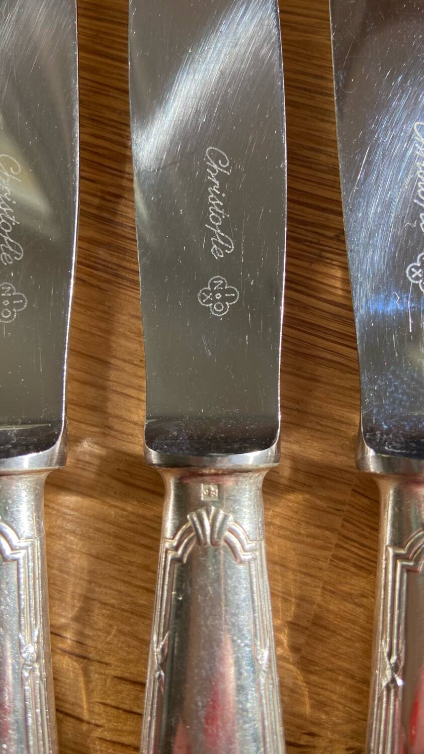 12 large Christofle Ribbons silver metal knives