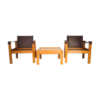 Paire de fauteuils en cuir Safari et table à café assortie Karl Heinz Bergmiller pour Escriba
