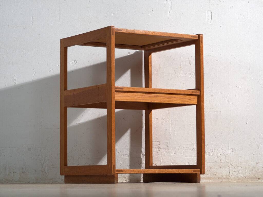 Table d’appoint vintage en bois – Europe centrale, circa 1960