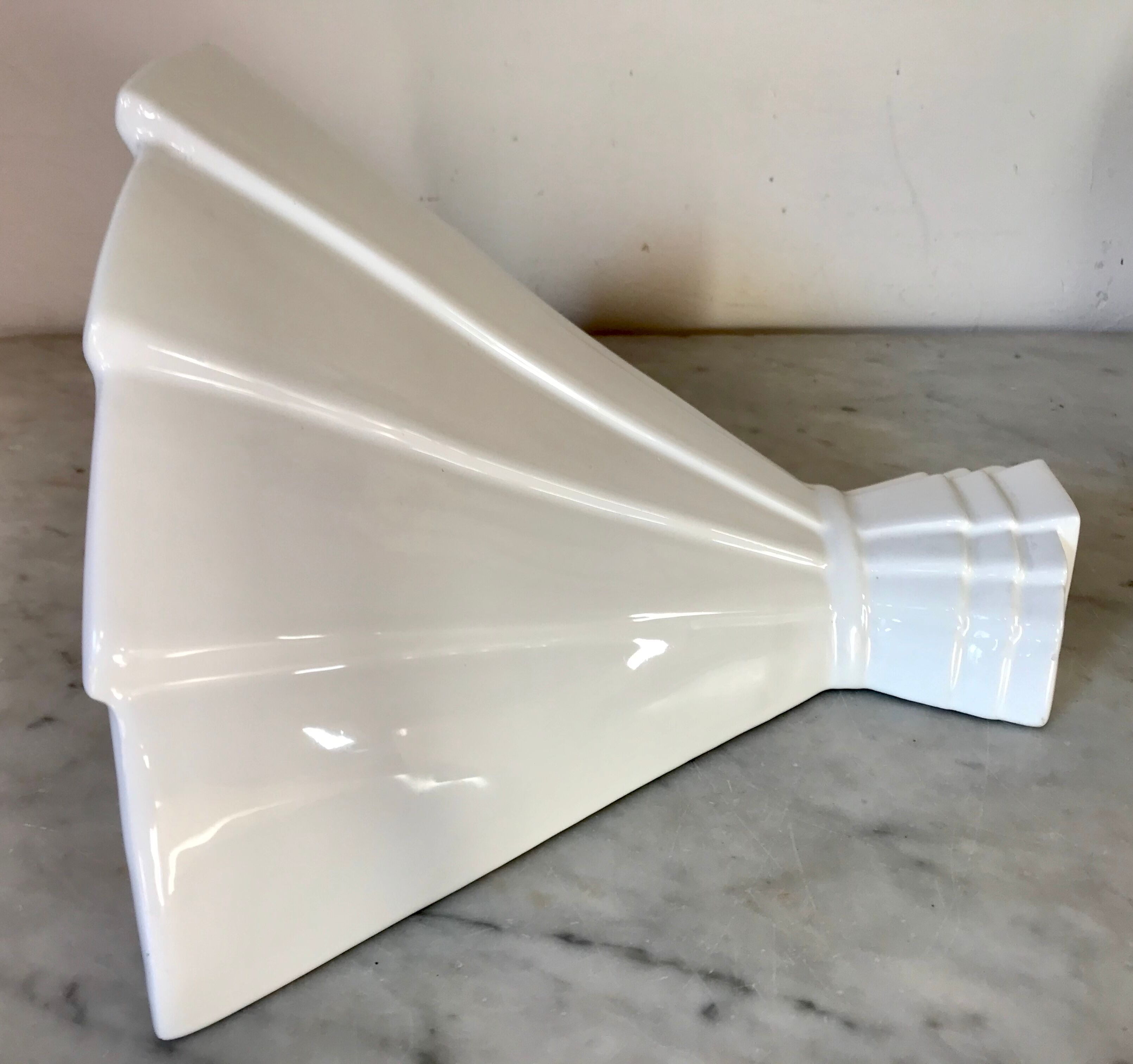 Art Deco ceramic sconce