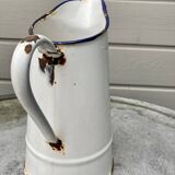 Pichet blanc tôle émaillée