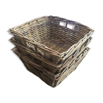 Set of three baskets
