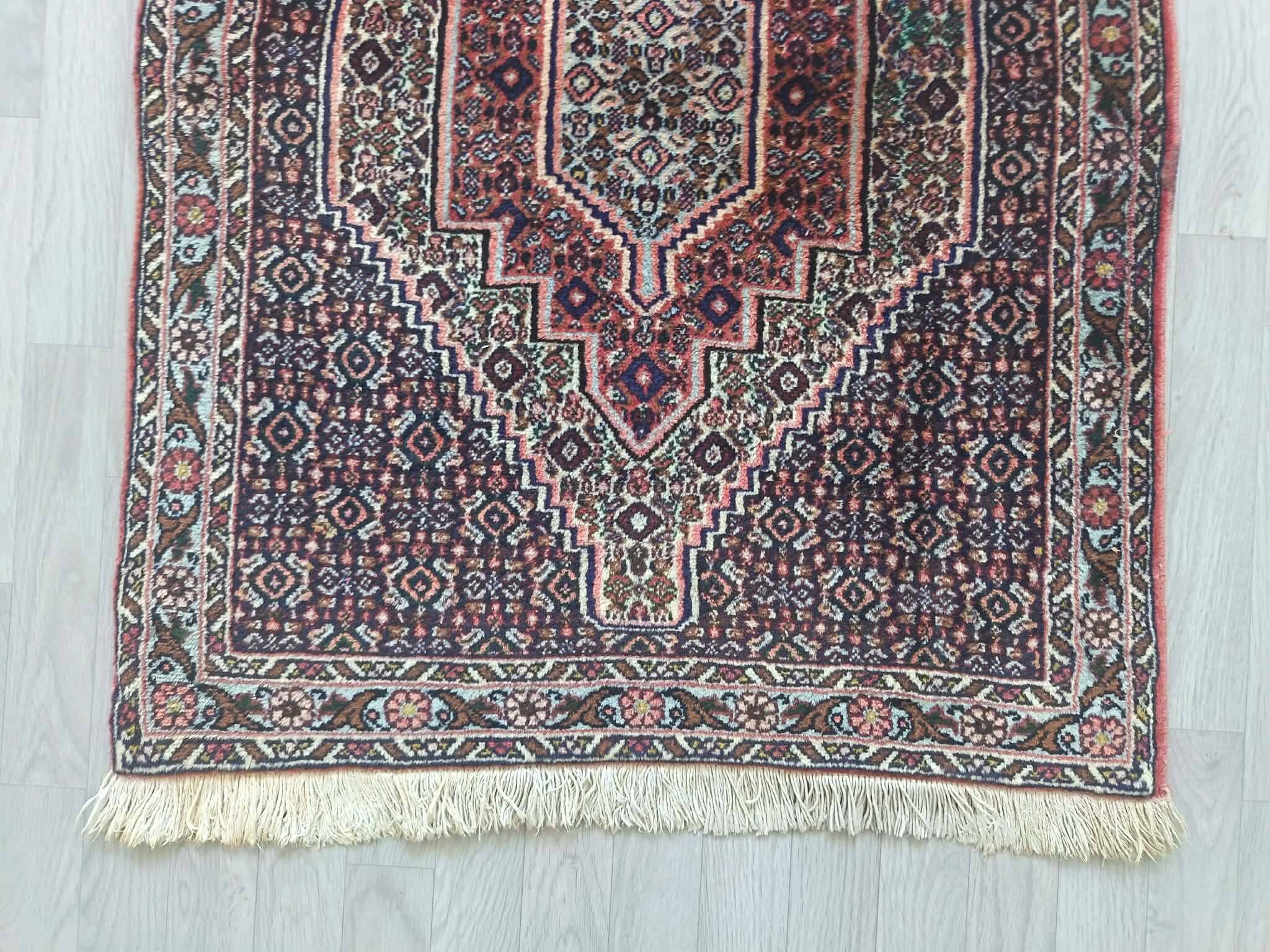 Handmade Senneh Persian carpet