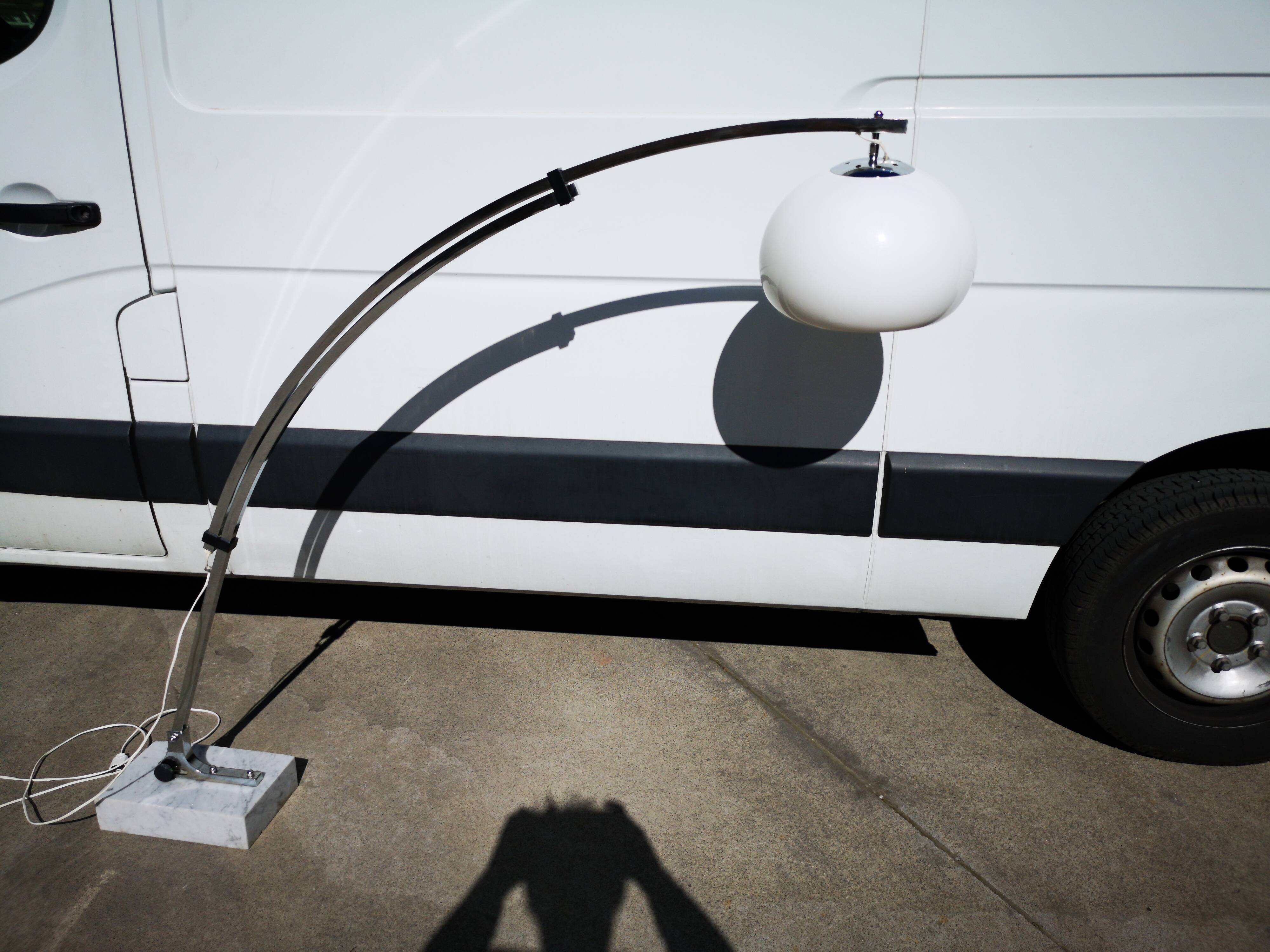 Seventies arc lamppost