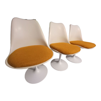 3 Tulip chairs Eero Saarinen No.151