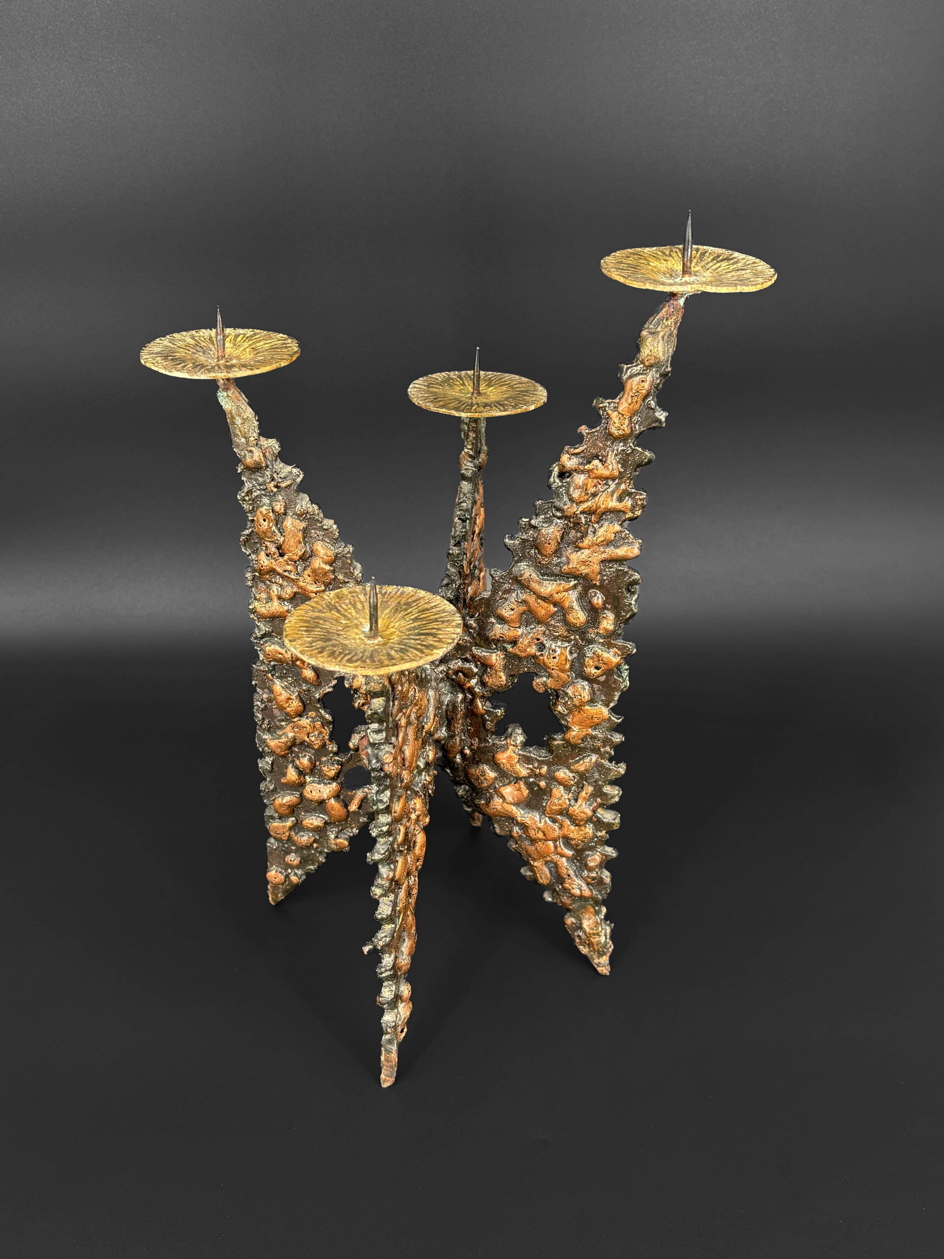Brutalist sculptural chandelier with 4 lights