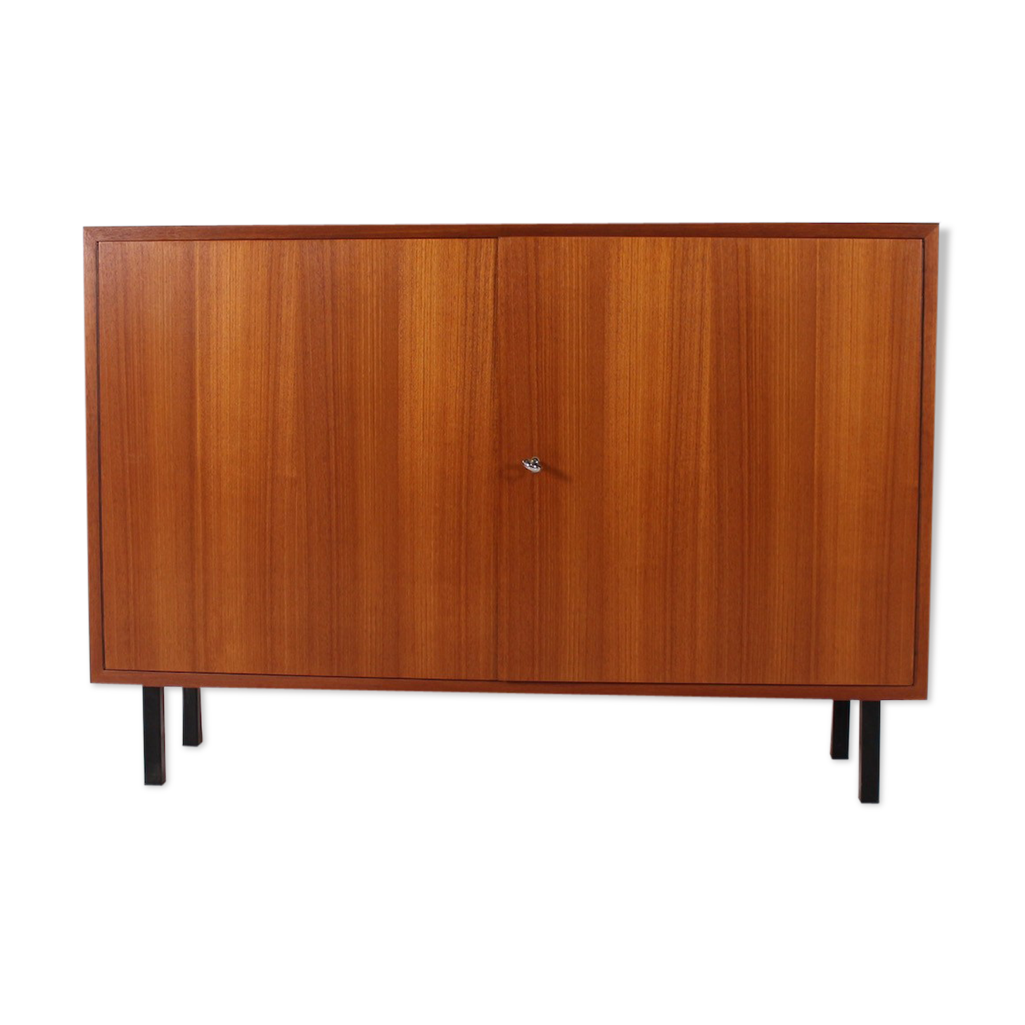 Two-door modernist buffet