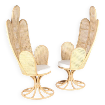 Paire de fauteuils en rotin et cannage