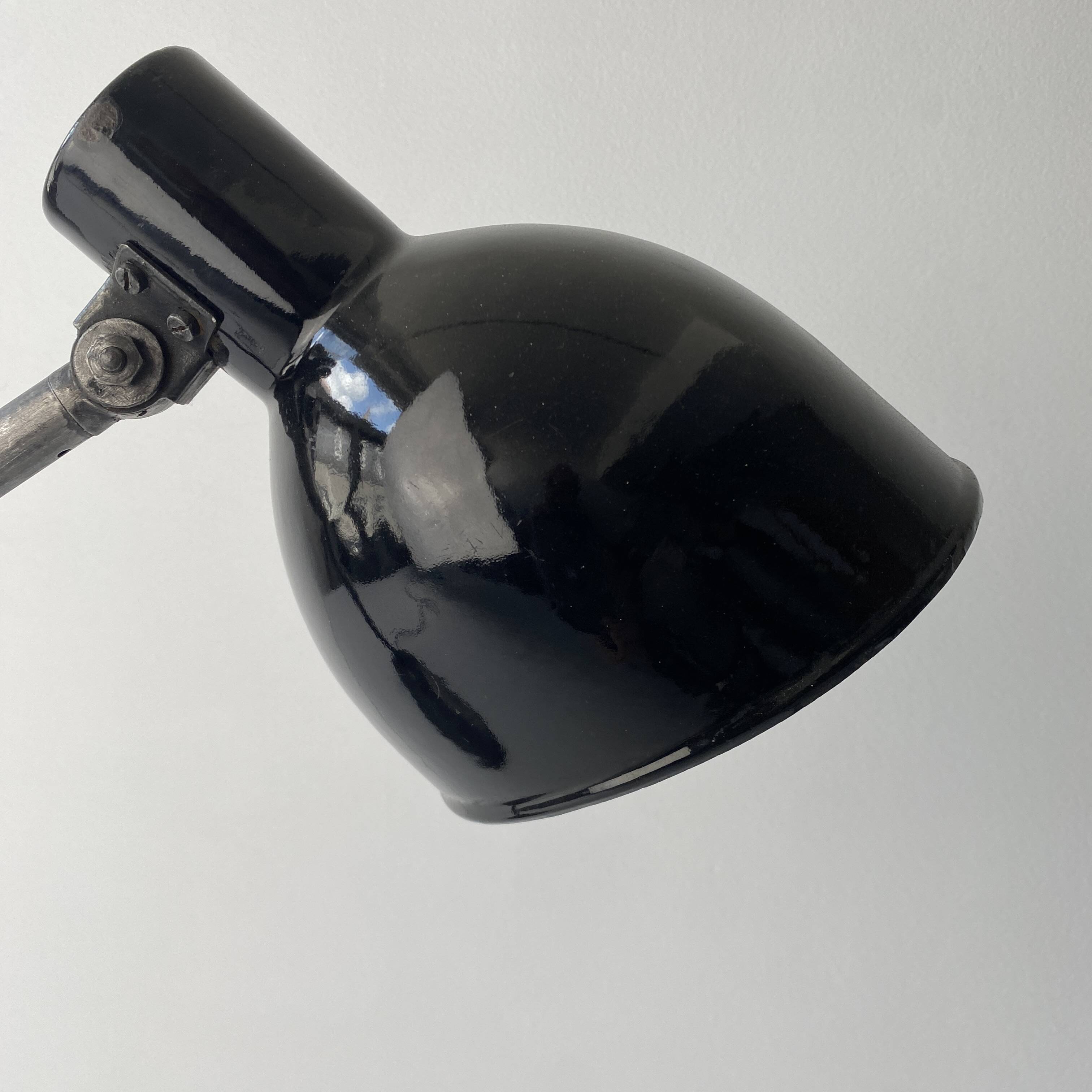 Ancienne lampe bureau industrielle bauhaus