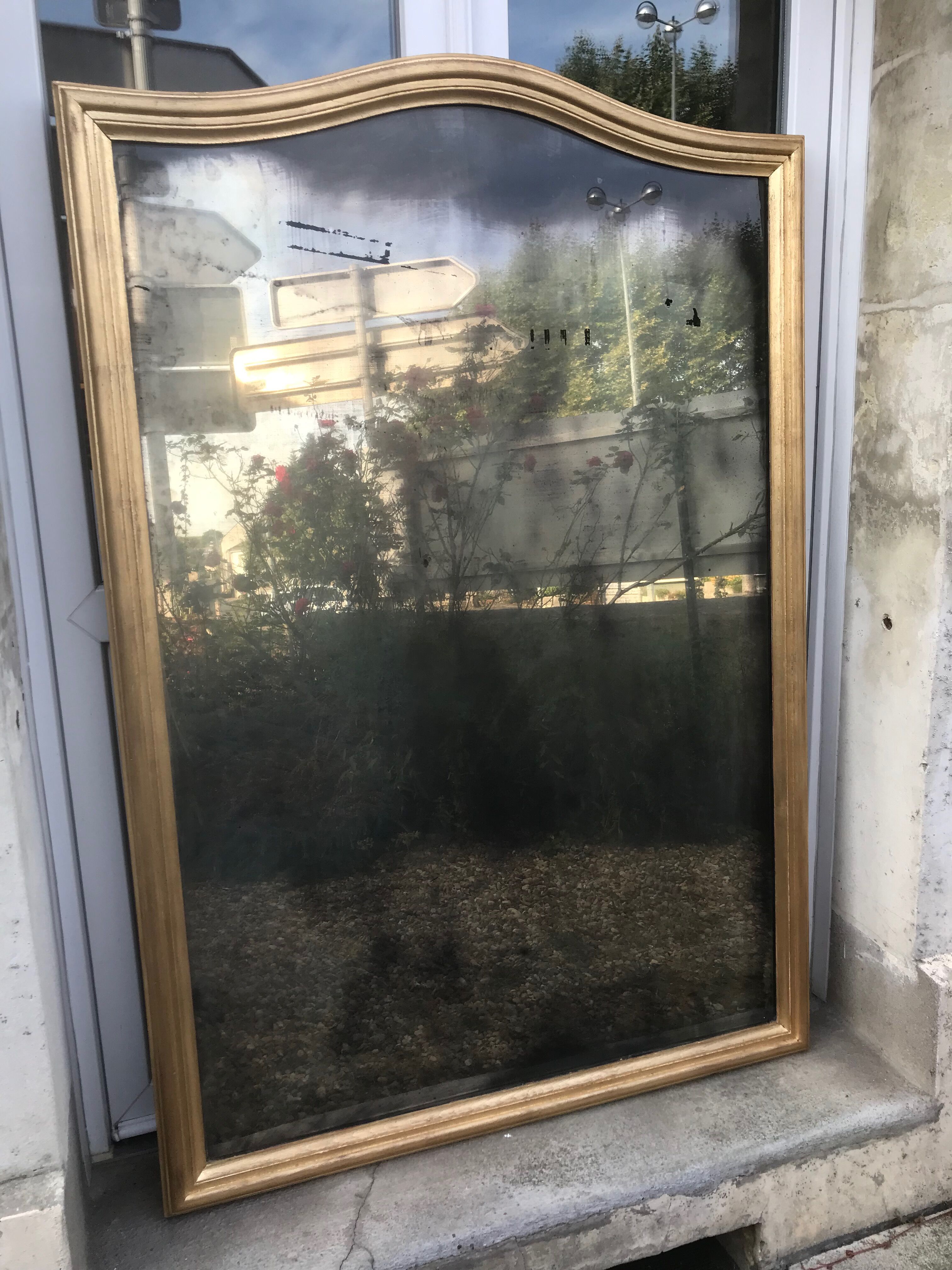 Golden mirror with sheet 151 x 103 cm