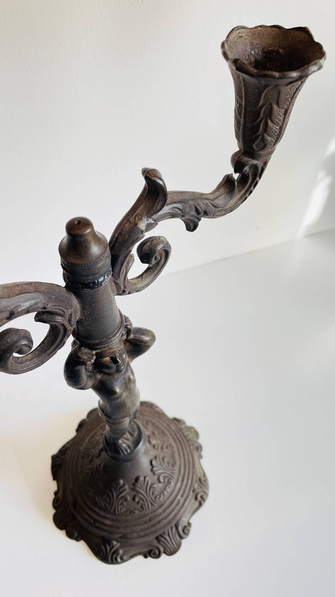 Little angel table candle holder