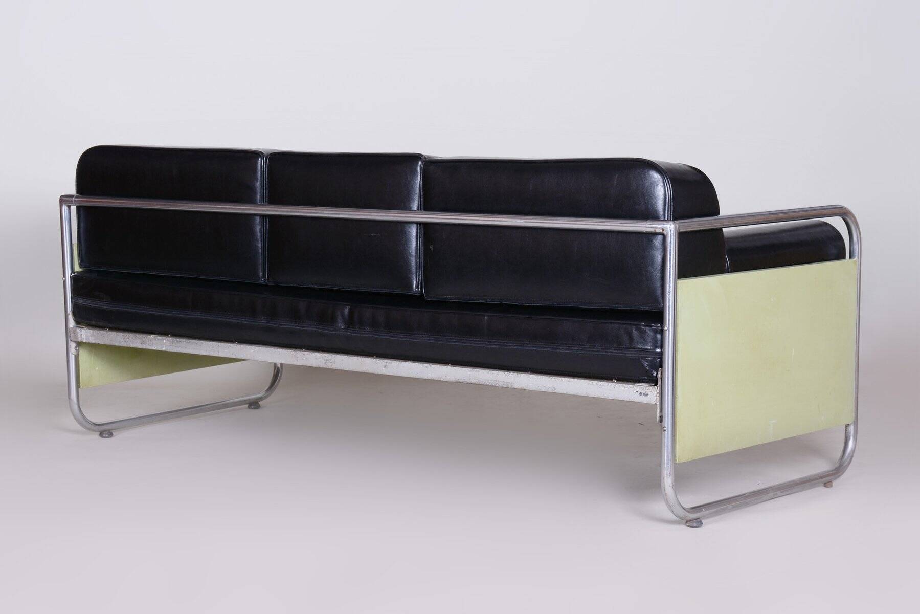 Bauhaus Sofa in Chrome and Leather by Vichr a Spol, 1930s