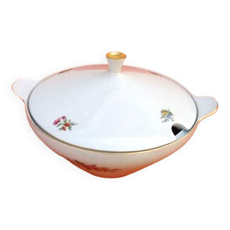 Soup-tureen with floral decoration Jahre 100 Porcelain Bareuther Waldsassen Bavaria