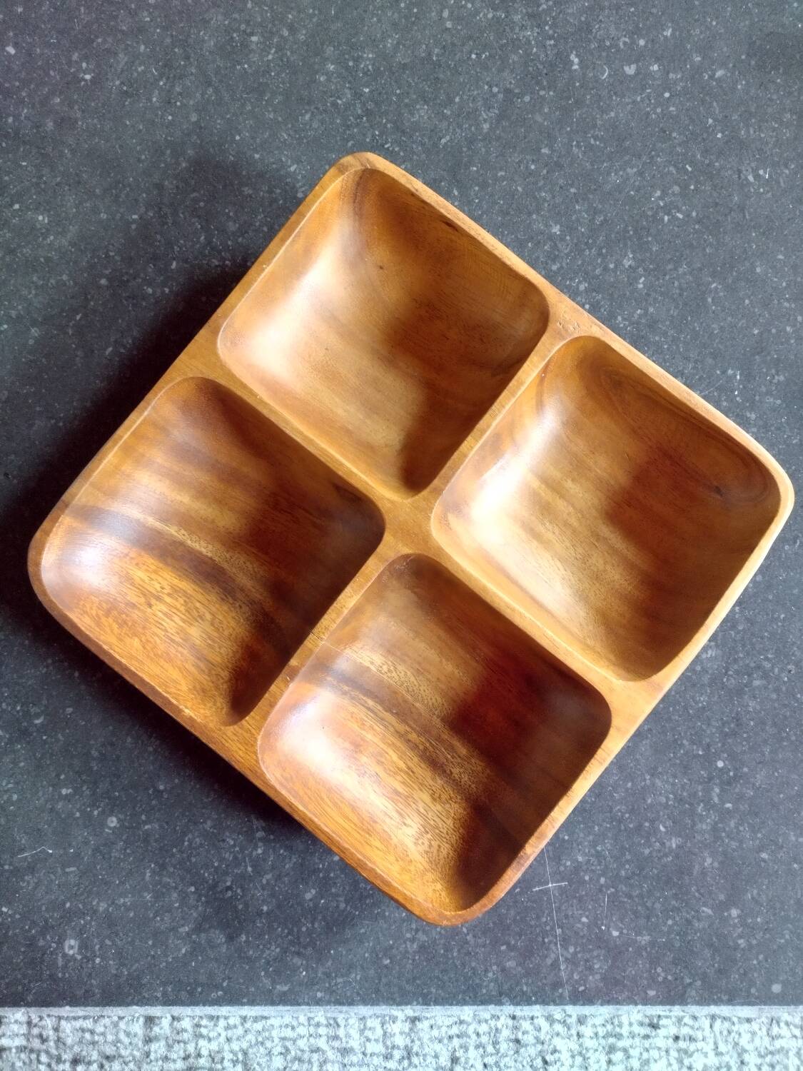 Vide poche plat apéritif bois