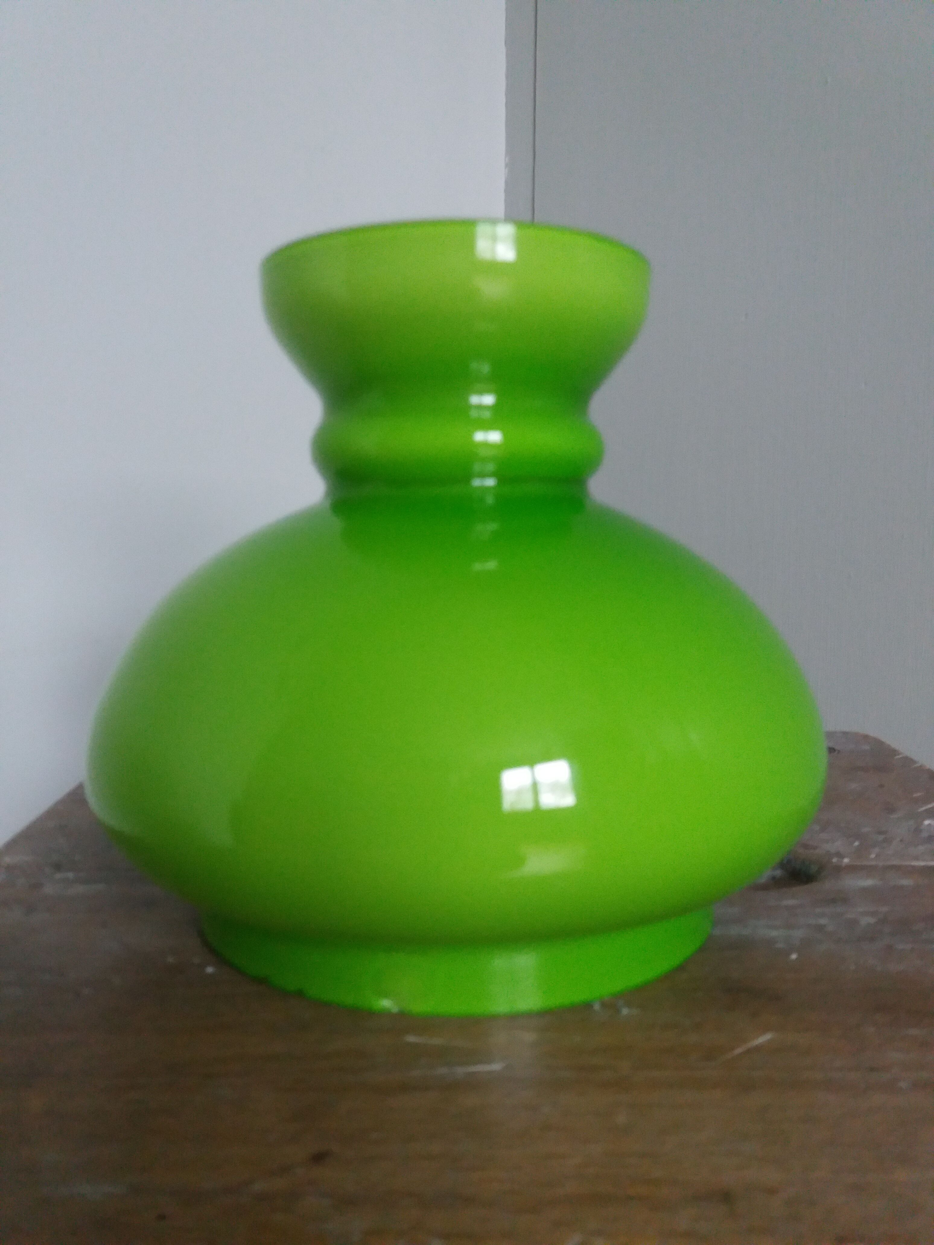 Opaline globe lampshade