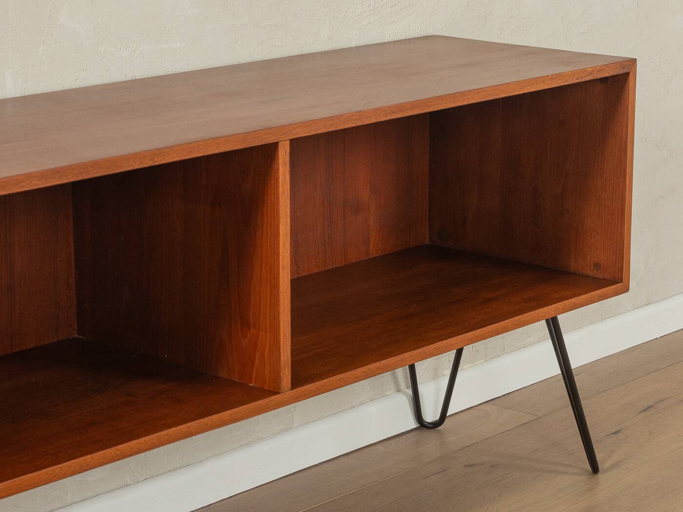 Buffet bas des années 1960