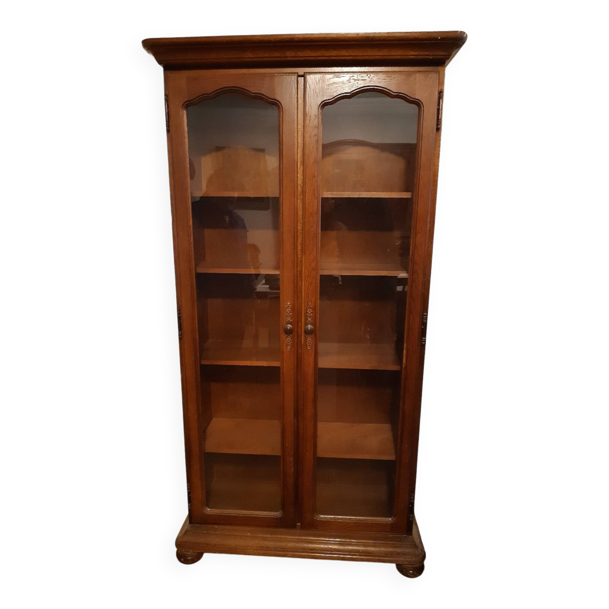 Display case bookcase