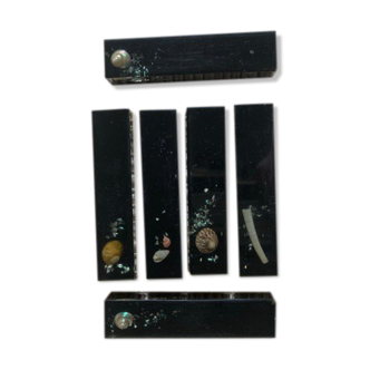 Knife doors in resin shells fifties