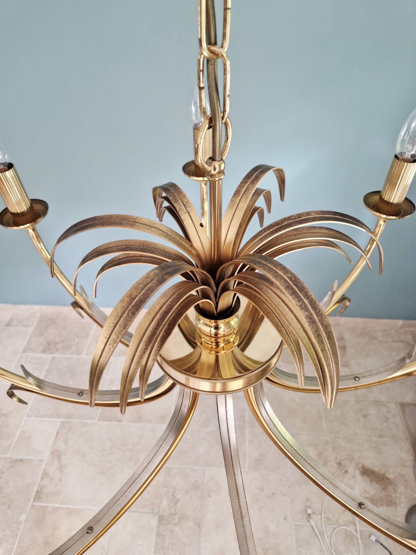 Brass chandelier, pineapple leaf decoration, Boulanger, 1970