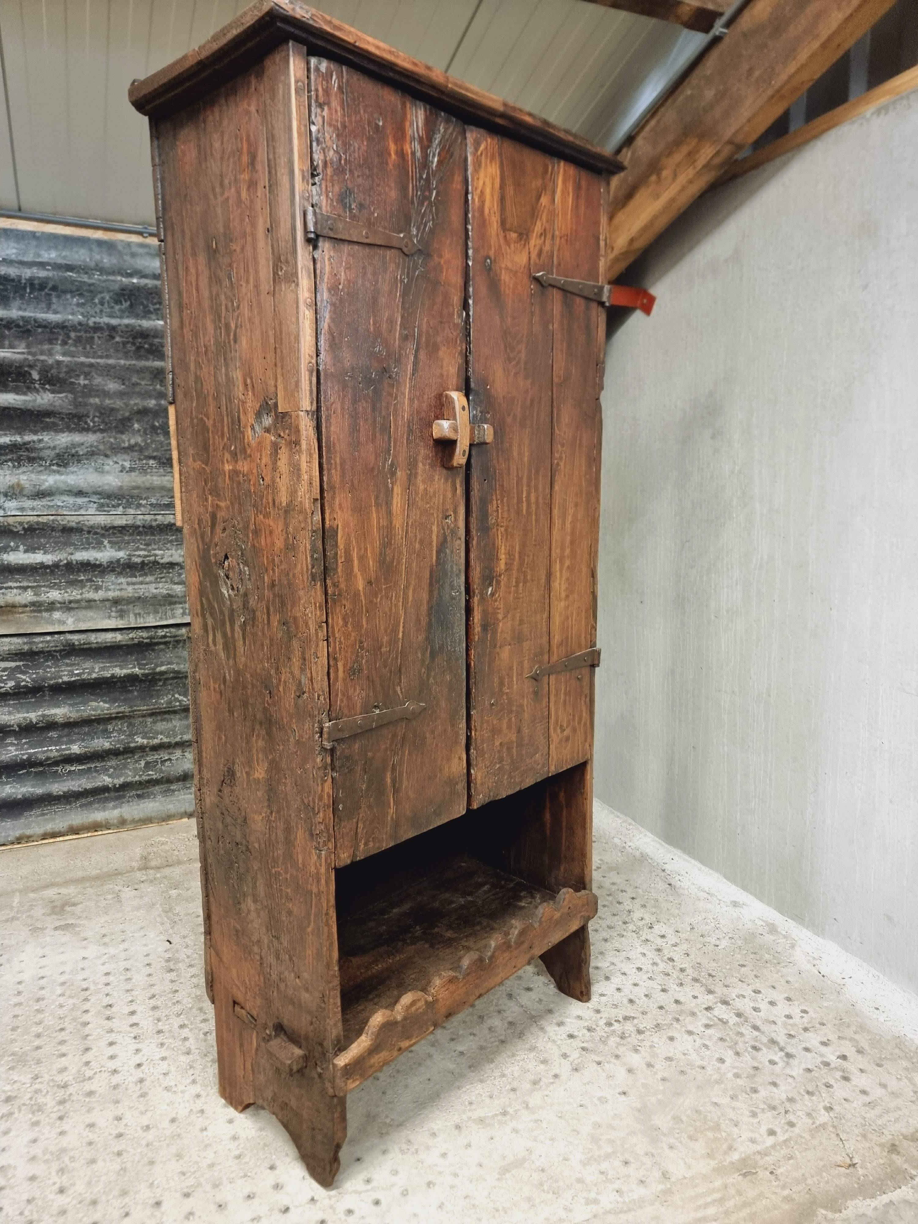 Antique Spanish cabinet chestnut 18th century 88 x 190 cm