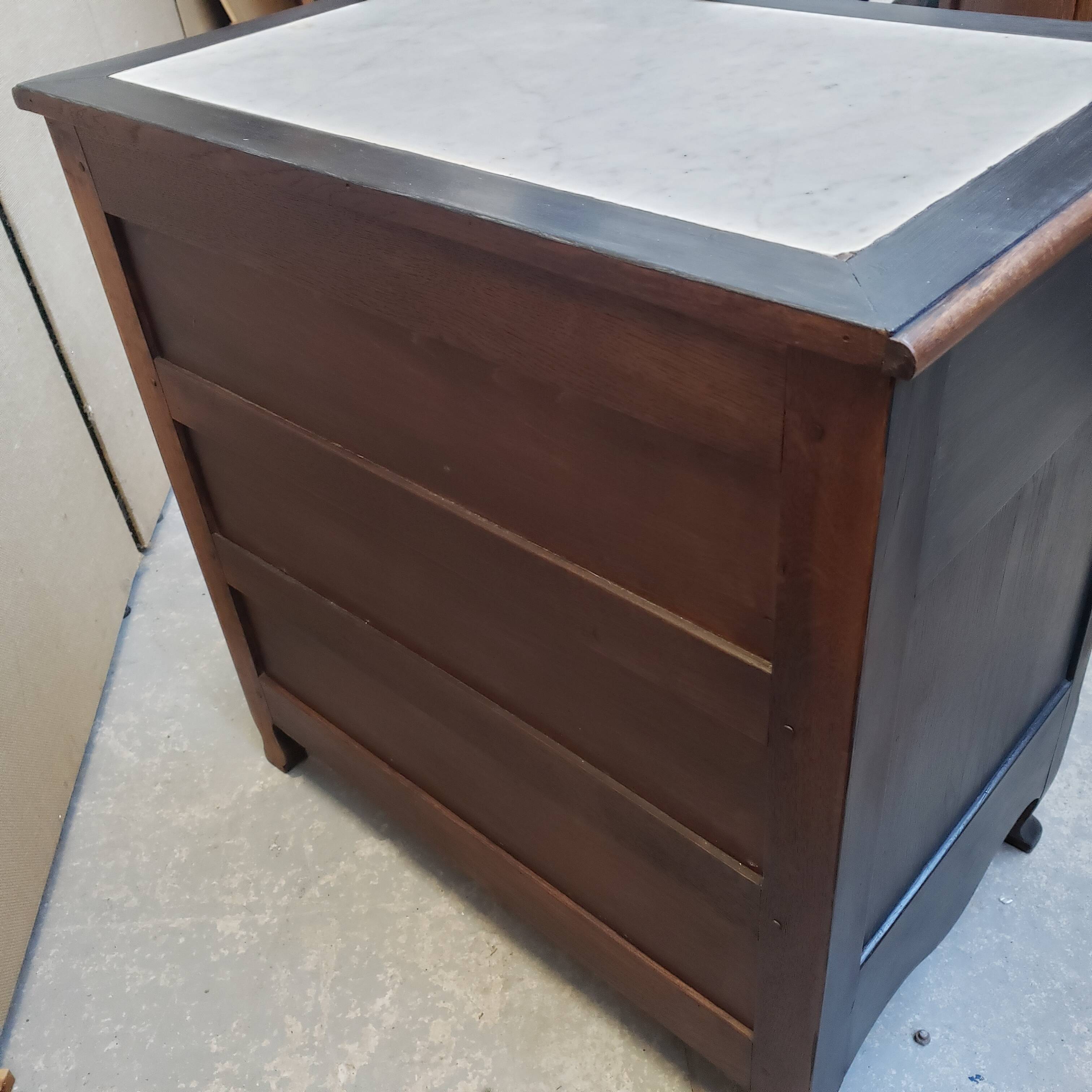 4 drawer chest of drawers