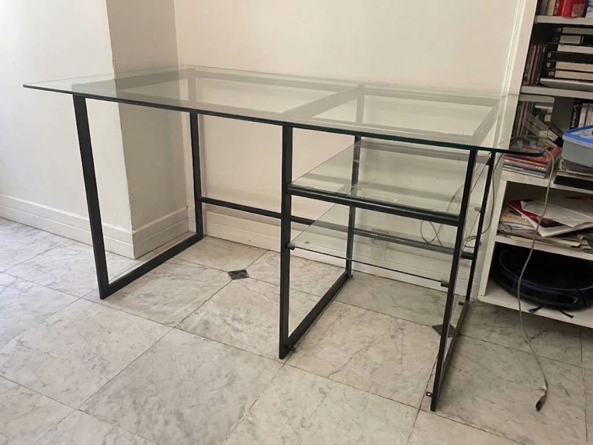 Large desk design in glass and black metal