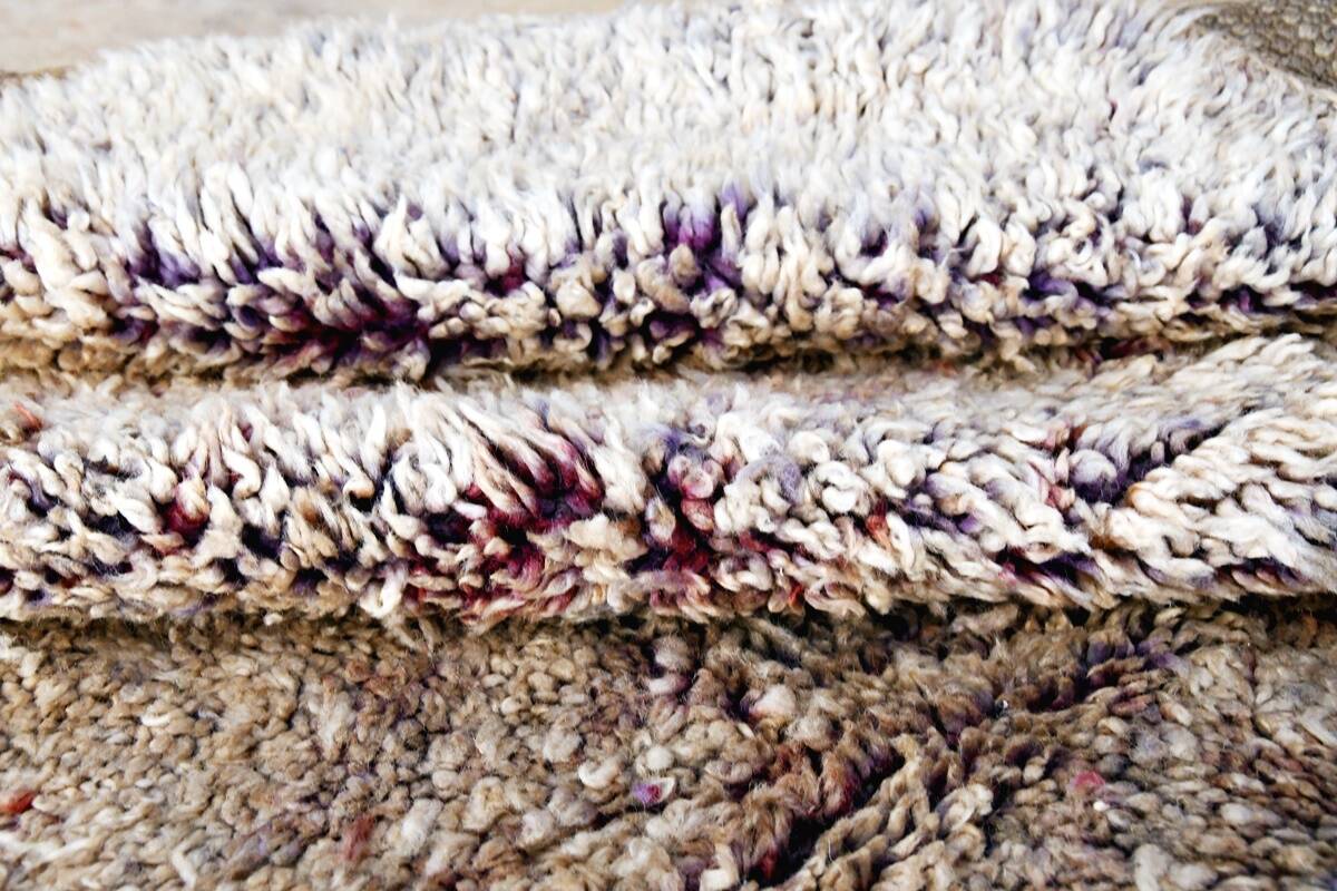 Vintage Moroccan Berber rug 303 x 210 cm