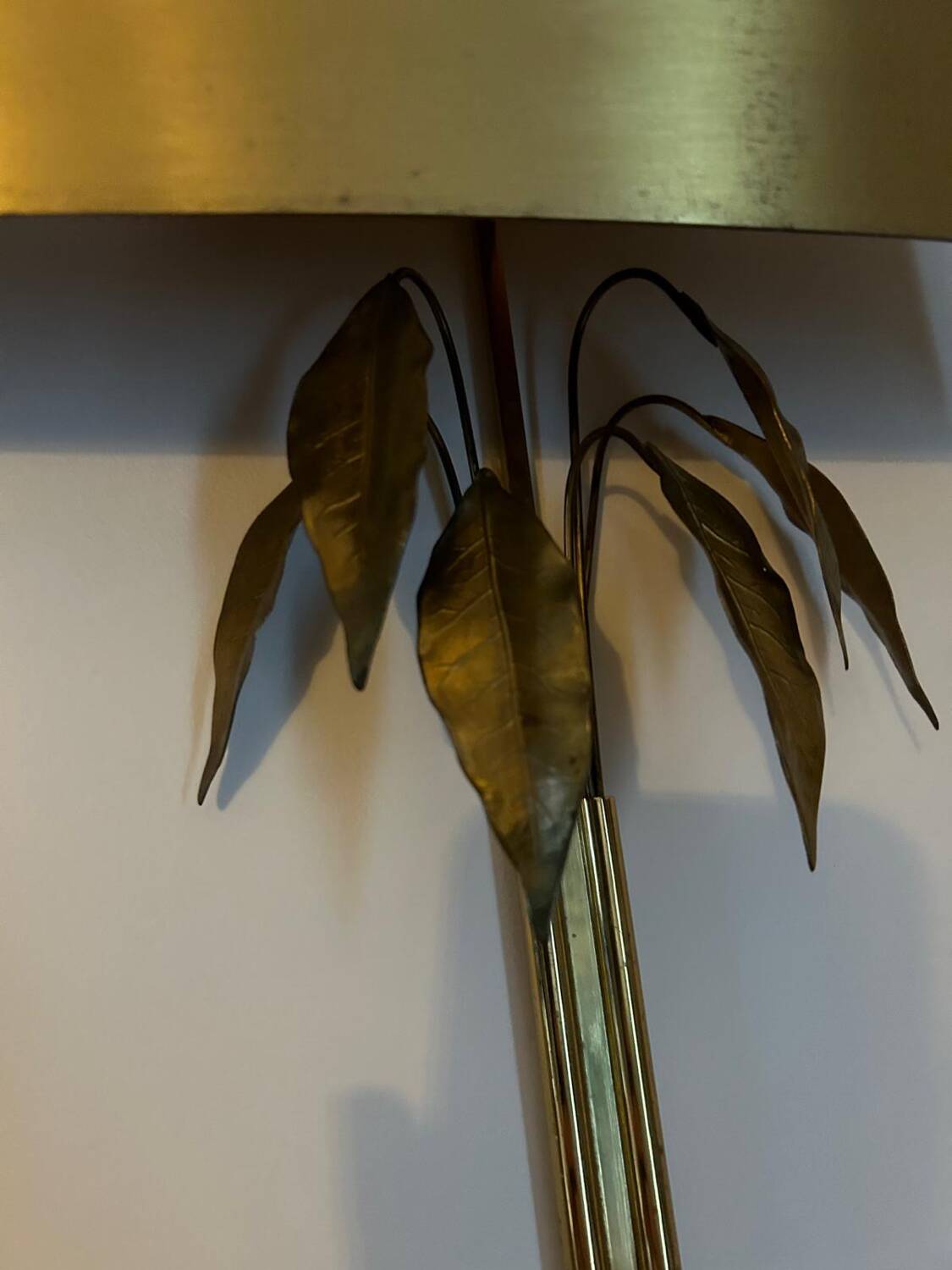 Wall lamp in Charles house style.