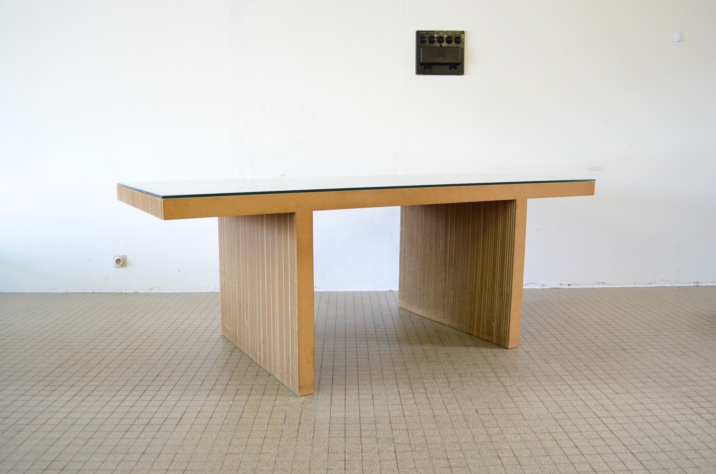 Vitra 'Easy edges' table by Frank Gehry 1972 vintage design