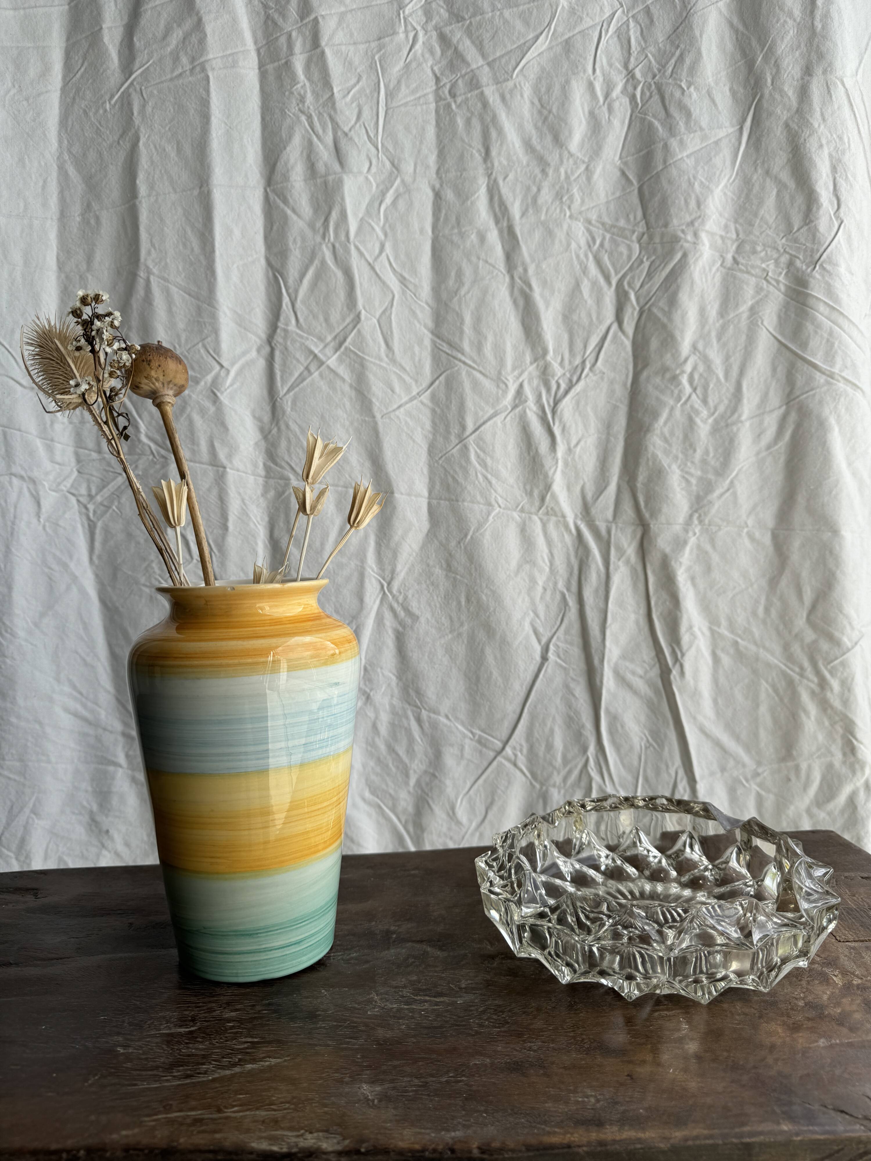 90s vase green, yellow, blue
