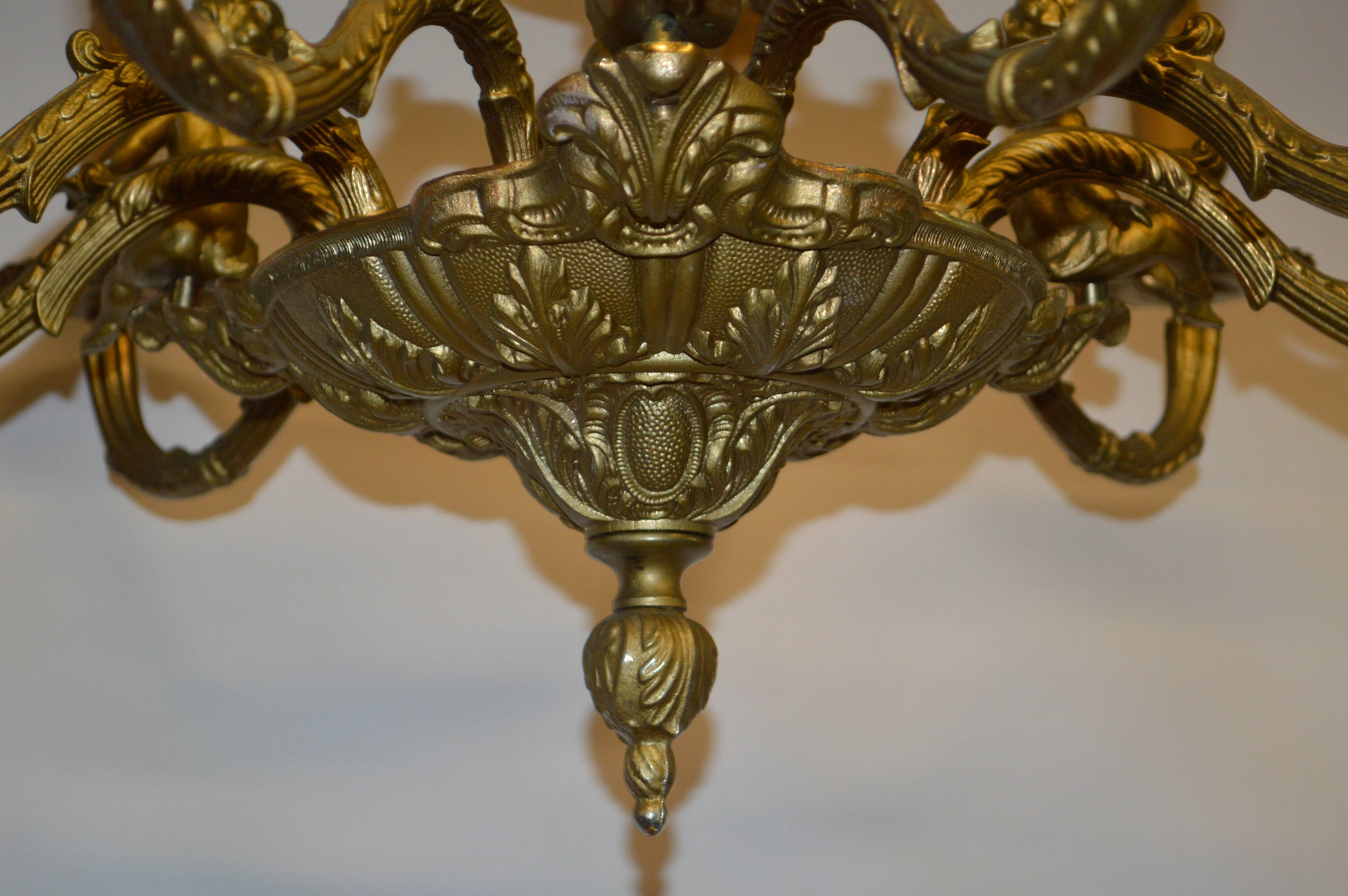 Louis XV style chandelier in bronze