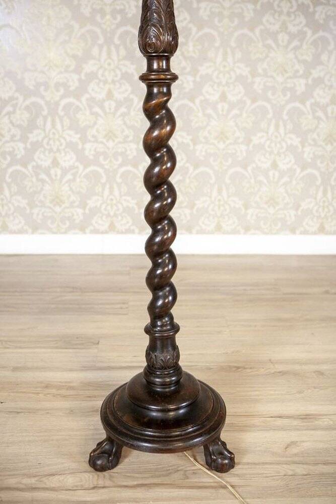Early 20th-Century Chippendale Floor Lamp on Brown Wooden Base