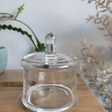 Apothecary pot