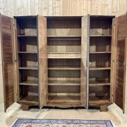 Art Deco bedroom wardrobe in walnut burl, made in the 1940s