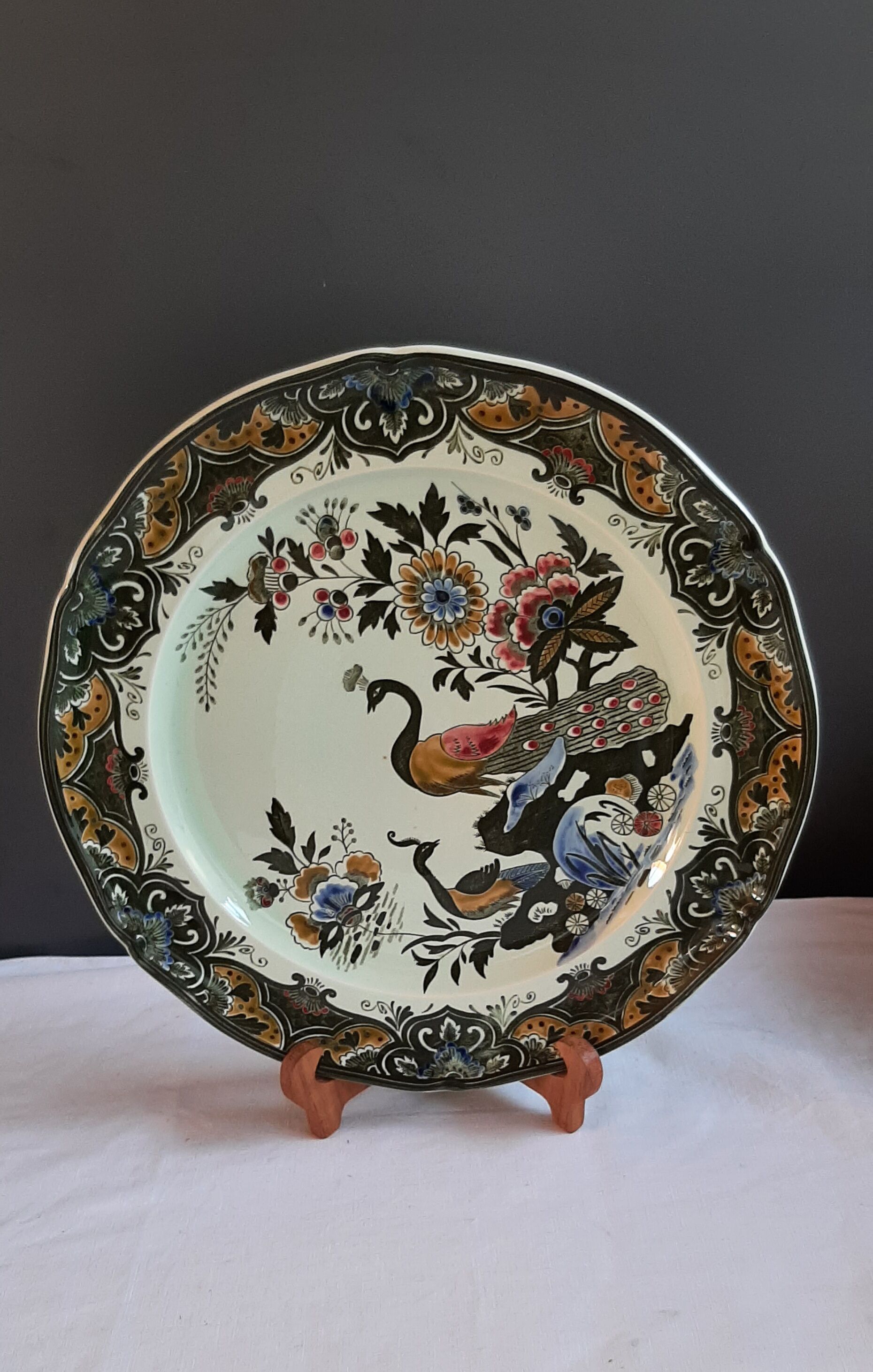 Villeroy & Boch decorative plate