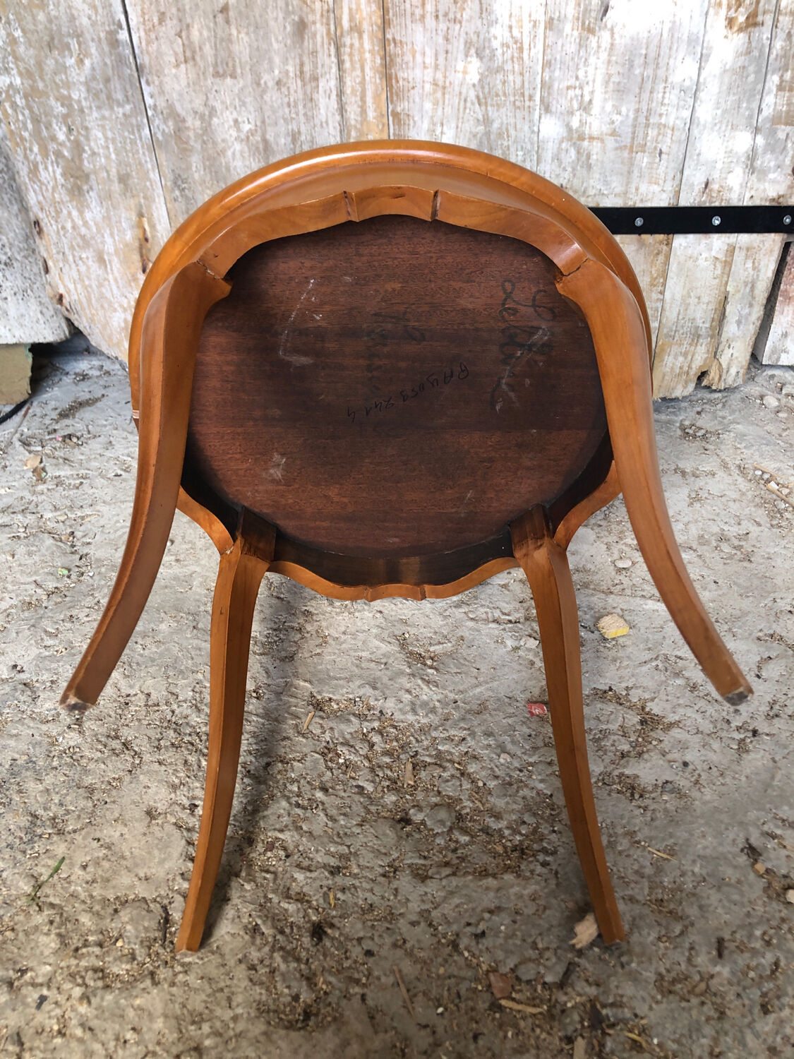 Coffee table style Louis XV