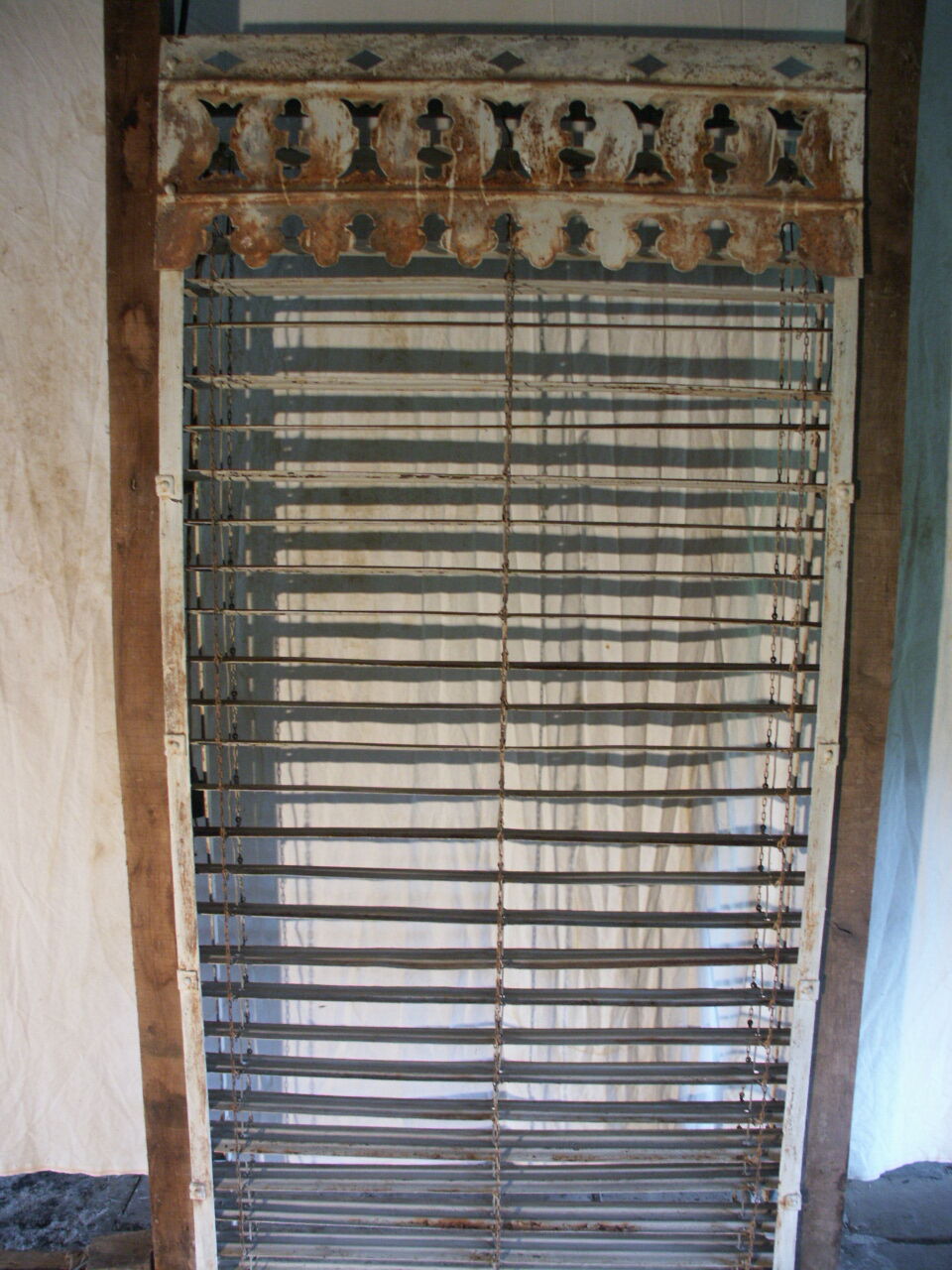 Old blinds