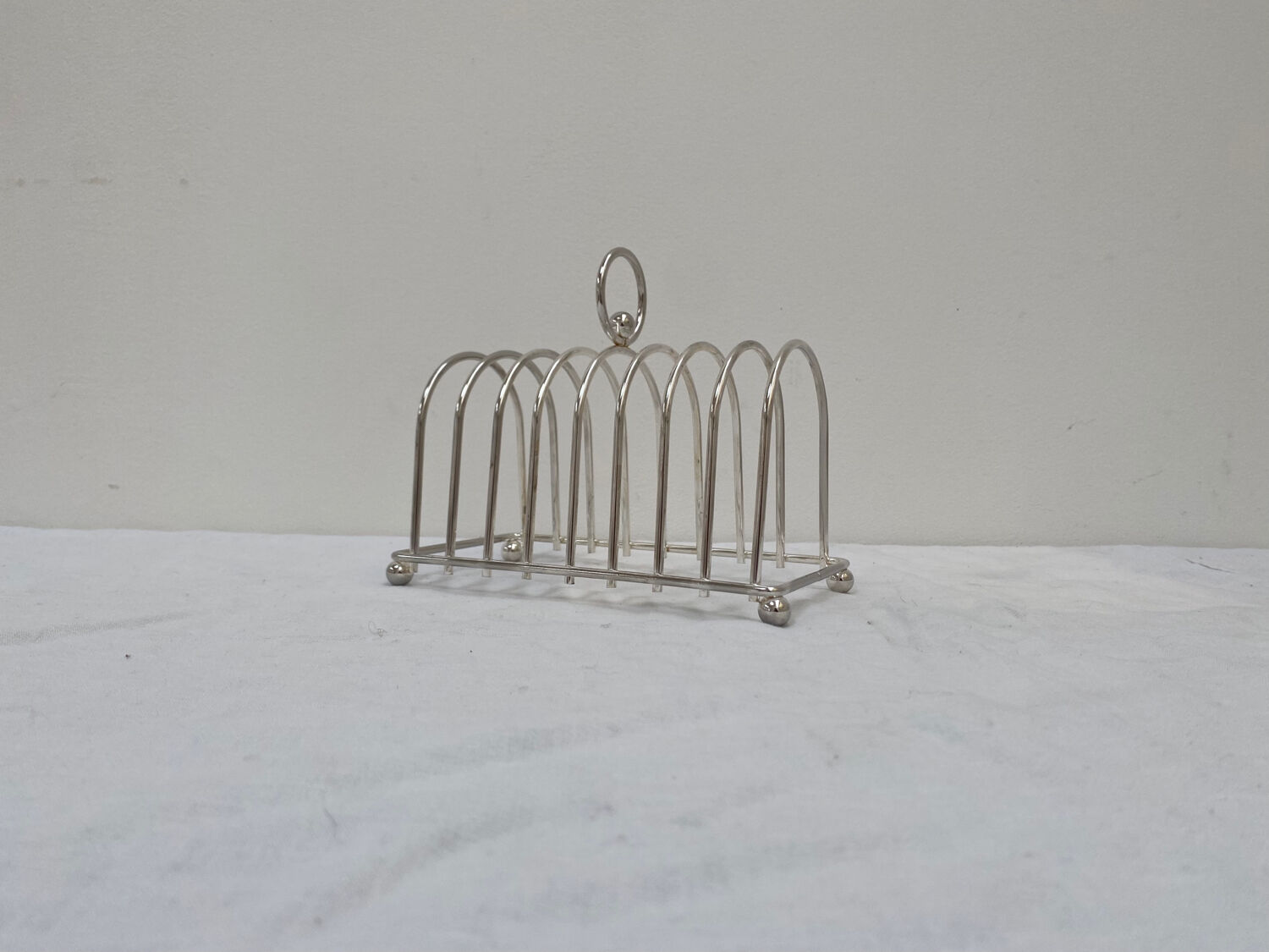 Silver metal toast holder